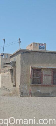 Directly from the owner, land for sale or an old house, negotiable 19,500 thousand