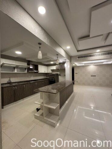 Luxury one-bedroom apartment in Sultan Qaboos City