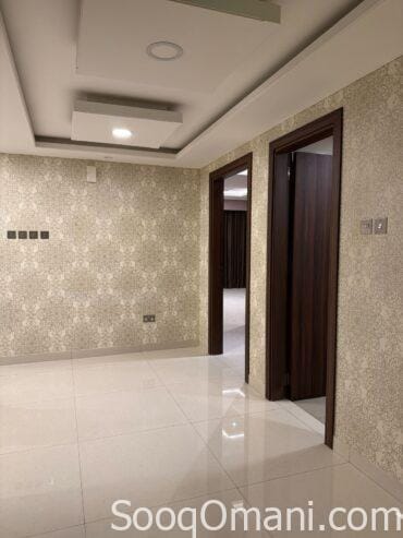 Luxury one-bedroom apartment in Sultan Qaboos City