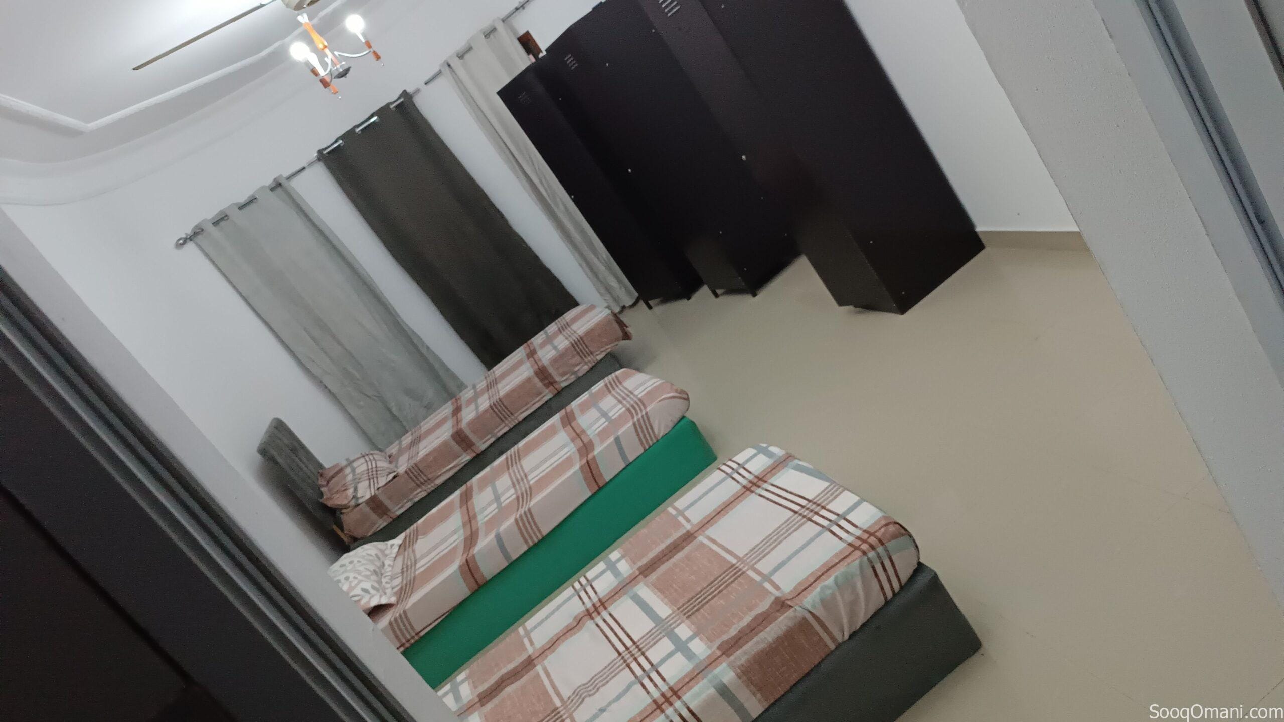 Girls’ rooms and shared accommodation in Al-Khoudh Market
