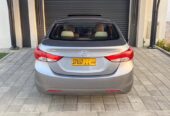 Hyundai Elantra, Oman agency, 180,000 km