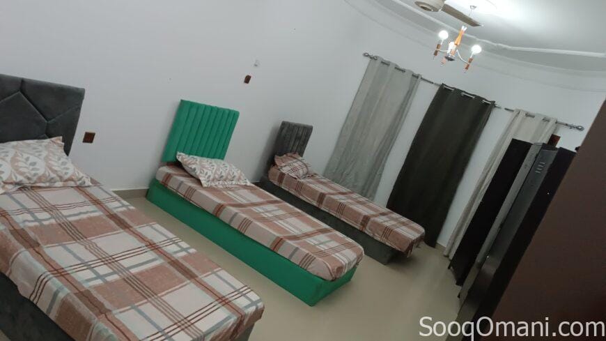Girls’ rooms and shared accommodation in Al-Khoudh Market