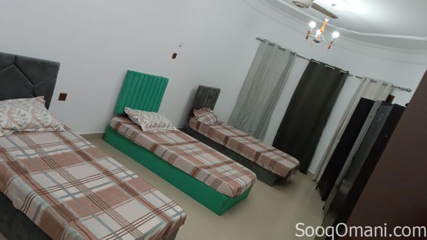 rooms for Girls and shared housing in Souq Al Khoud