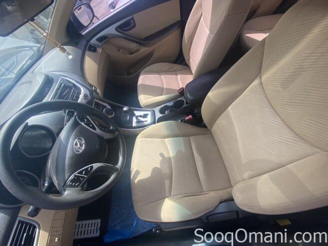 Hyundai Elantra, Oman agency, 180,000 km