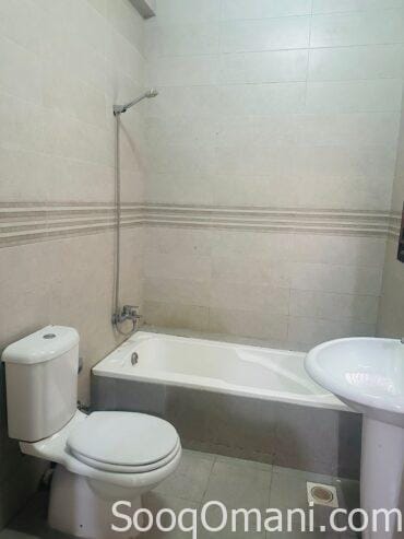 Rooms and annexes for families only in Al Ghubrah Al Janoubia and also in Al Mawaleh Al Janoubia in a distinguished location