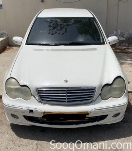 Mercedes C180 in good conditio for sale