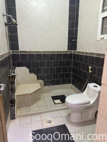 Villa for rent in South Al Mawaleh for families