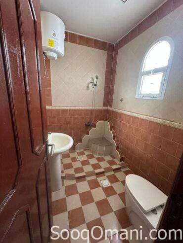 Villa for rent in South Al Mawaleh for families
