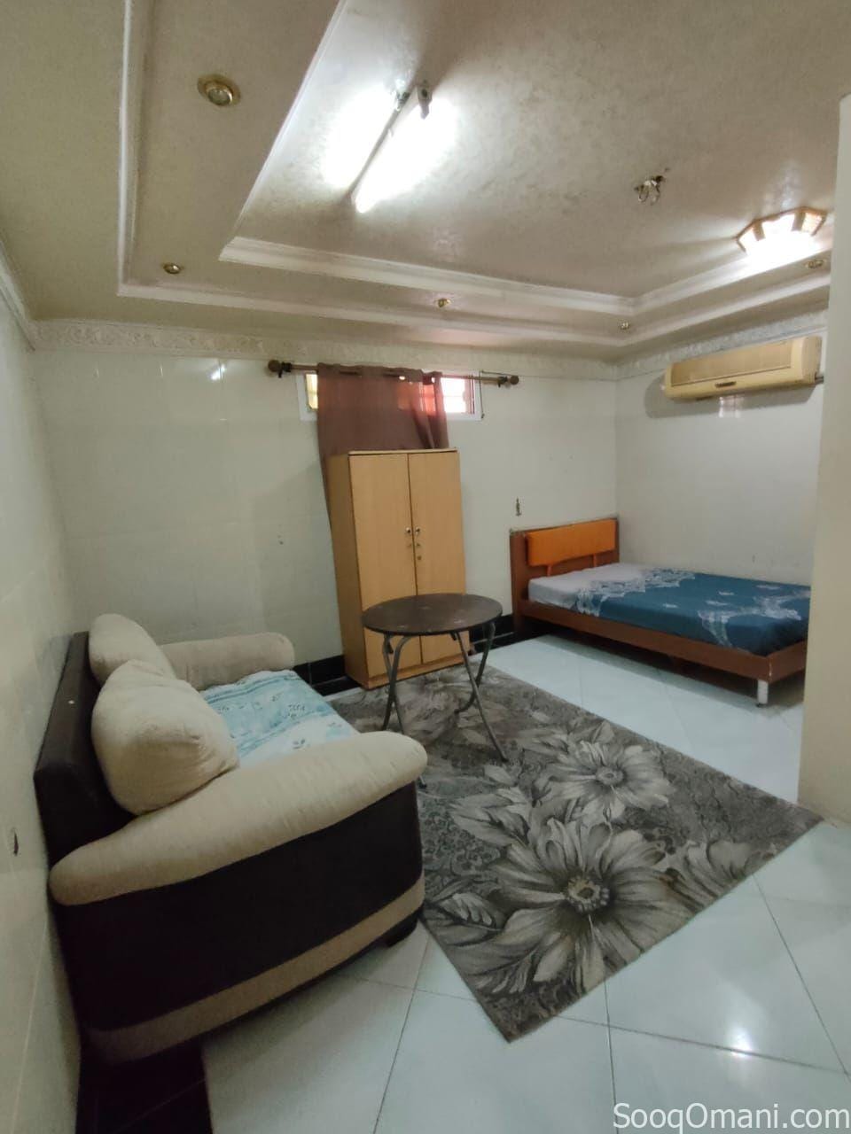 Studios and rooms for rent
