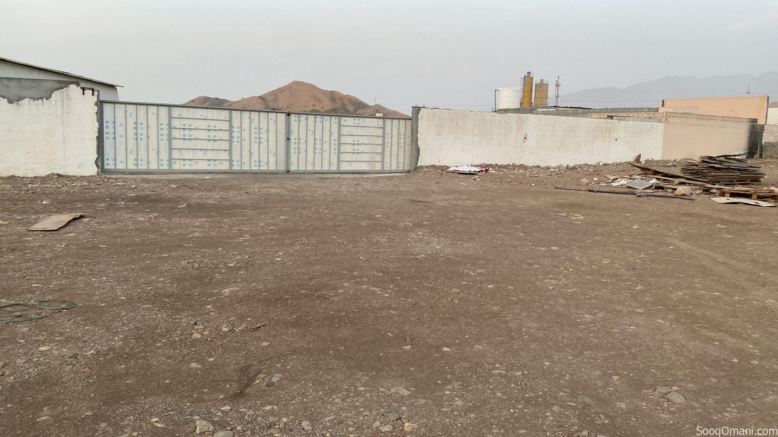 آرض صناعية للإيجار 6000 مترمربع