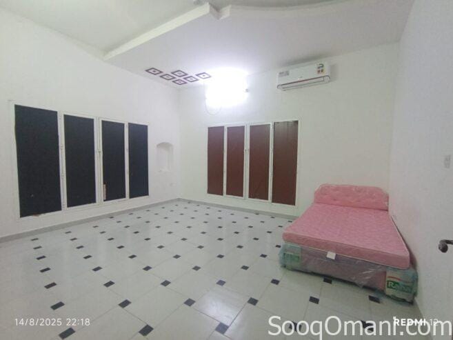 Rooms for rent for employees and students