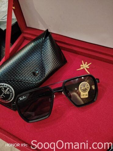 First-class replica sunglasses