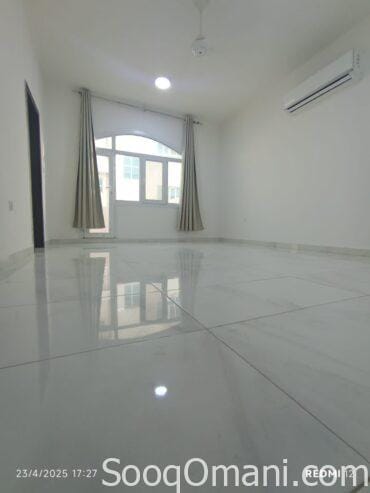 Rooms and annexes for rent for families and employees in Maabela