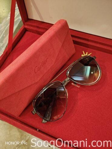 First-class replica sunglasses