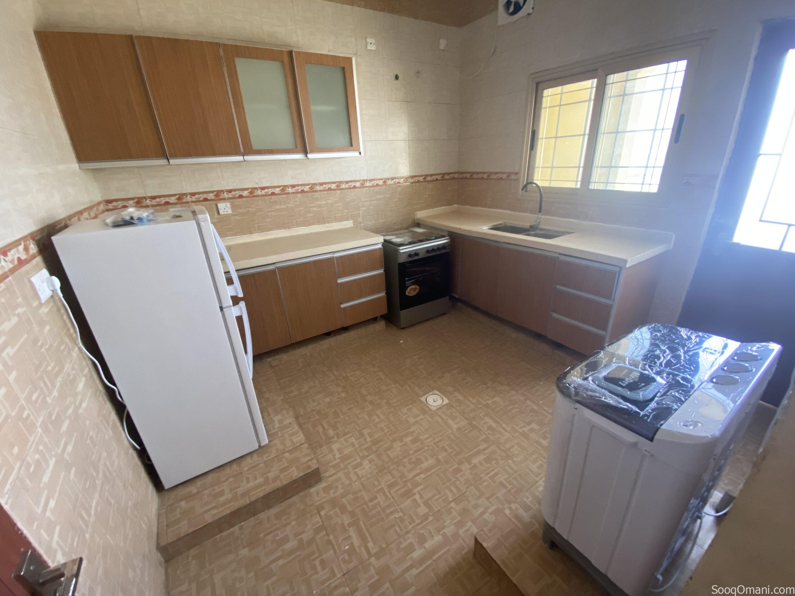 Furnished apartment for rent near the commercial district in Al Amerat 6