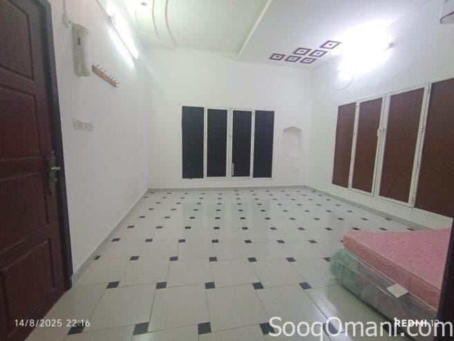 Rooms for rent for employees and students