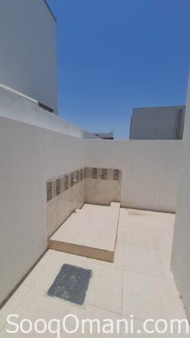 Twin villa in Barka, Al Haram North