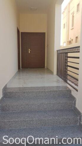 Villa for rent in Al Amerat, Al Amerat Heights, Phase 2, near Nesto Hypermarket and opposite warehouses