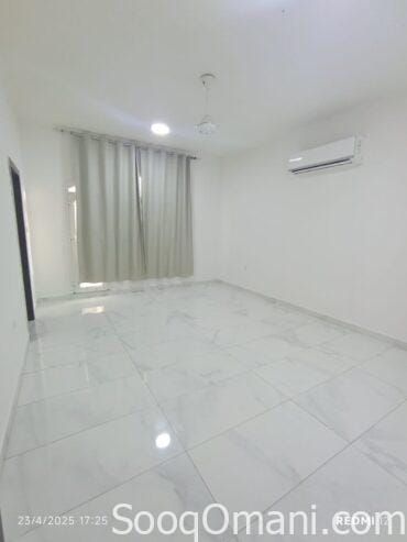 Rooms and annexes for rent for families and employees in Maabela
