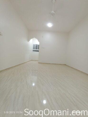 Rooms and annexes for rent for families and employees in Al Khoud and Al Maabela