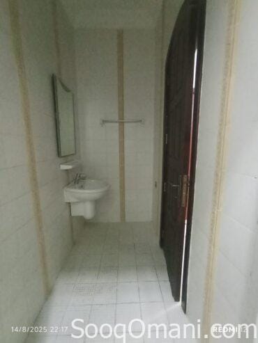 Rooms for rent for employees and students