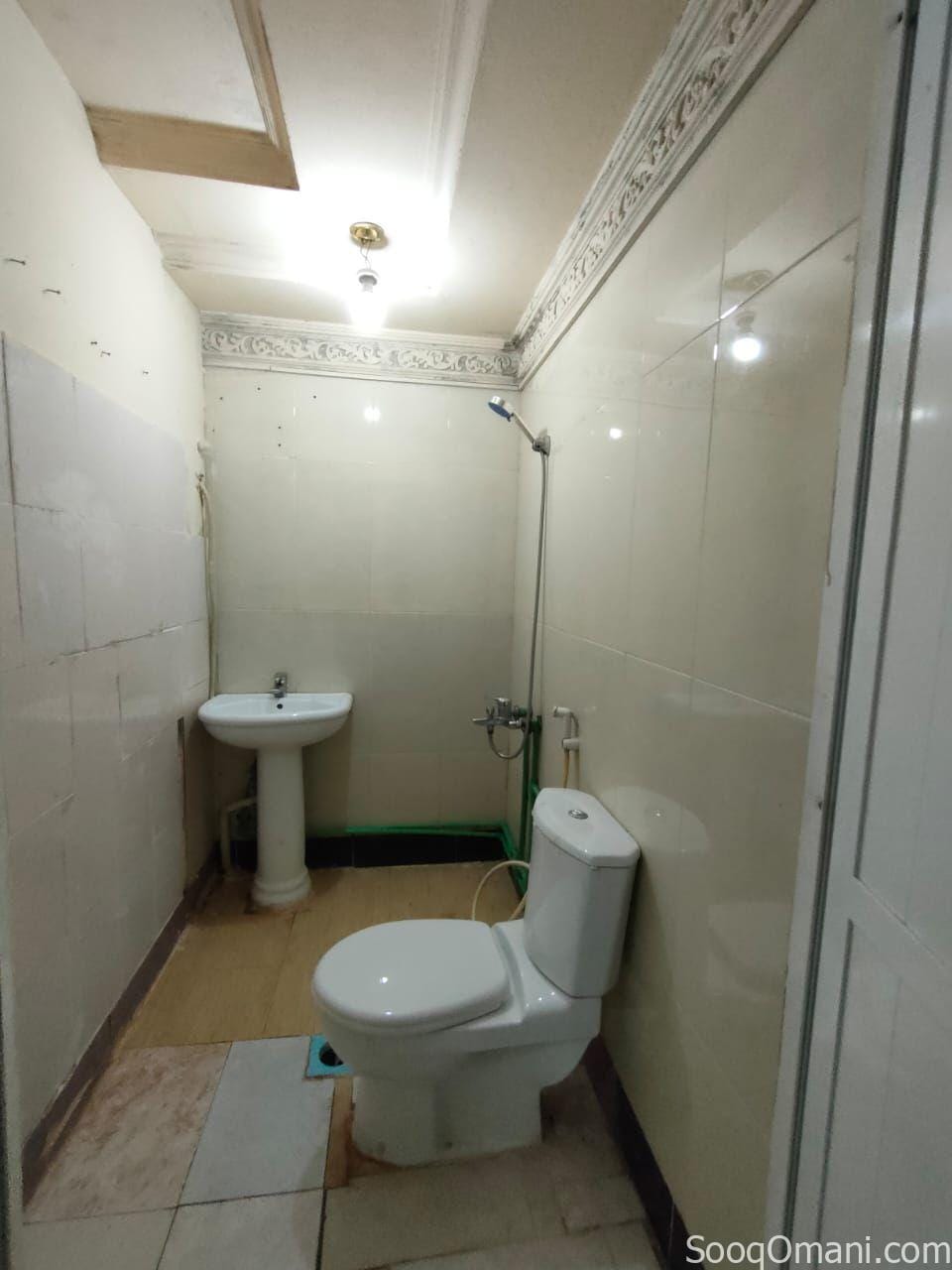 Studios and rooms for rent