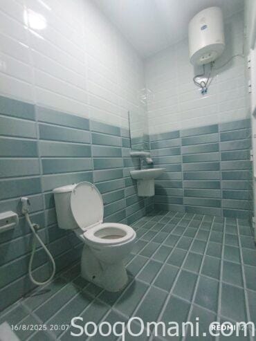 Private entrance annex for families in Al Khoud 6