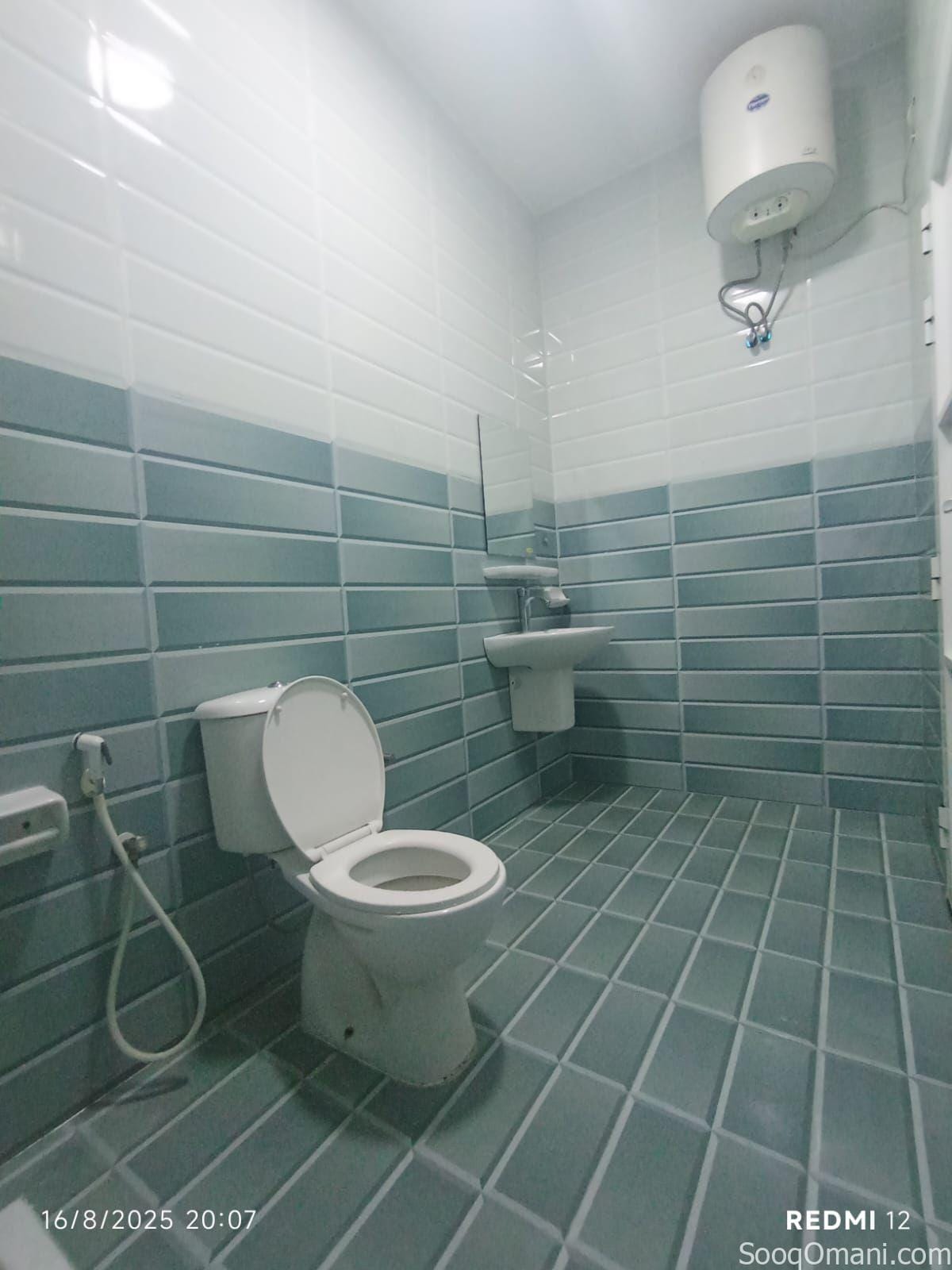 Private entrance annex for families in Al Khoud 6