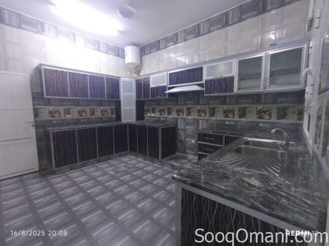 Private entrance annex for families in Al Khoud 6