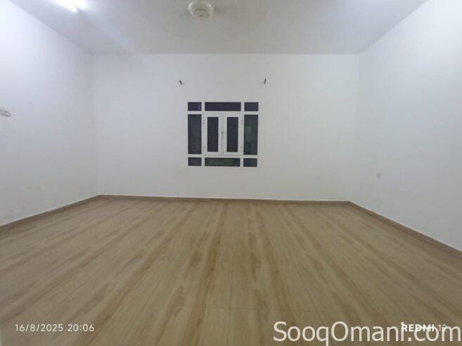 Private entrance annex for families in Al Khoud 6
