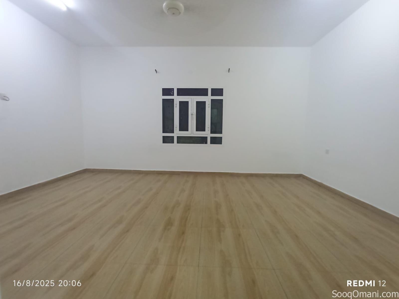 Private entrance annex for families in Al Khoud 6
