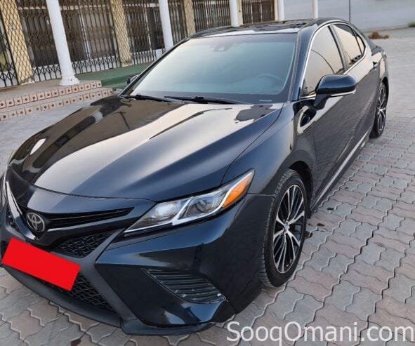 Camry SE 2018, number one
