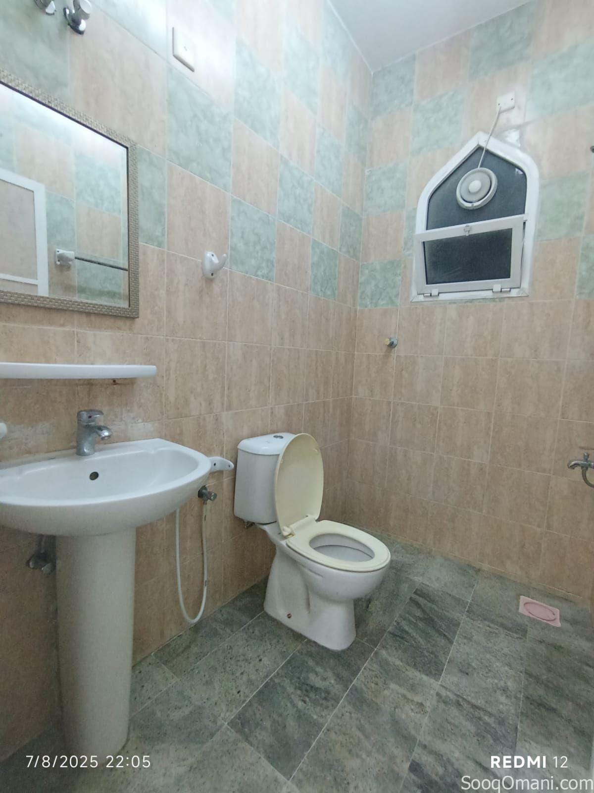 Rooms for rent in Al Maabilah