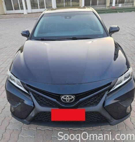Camry SE 2018, number one
