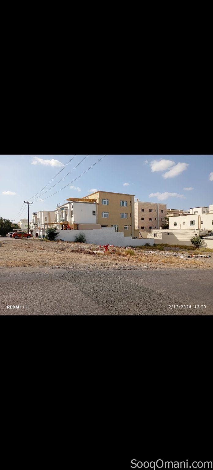 ✨مباشرة من المالك والملك لله ✨ ✨ للبيع أرض سكنية في الموالح الجنوبية المرحلة الاولى في موقع جدا مميز