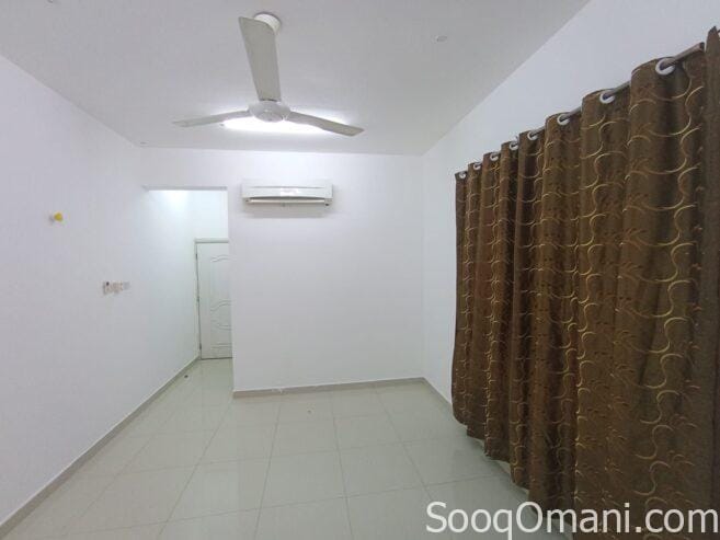 Room for rent in Al Khoudh 7