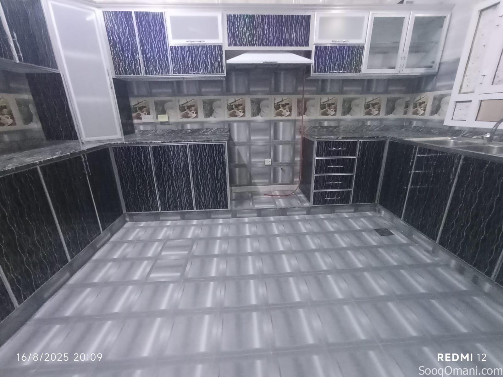 Private entrance annex for families in Al Khoud 6