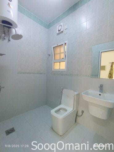 Rooms for rent for families and employees in Al Khoud, Al Mawaleh and Al Maabela