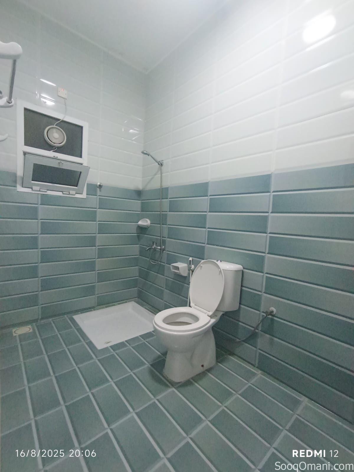 Private entrance annex for families in Al Khoud 6