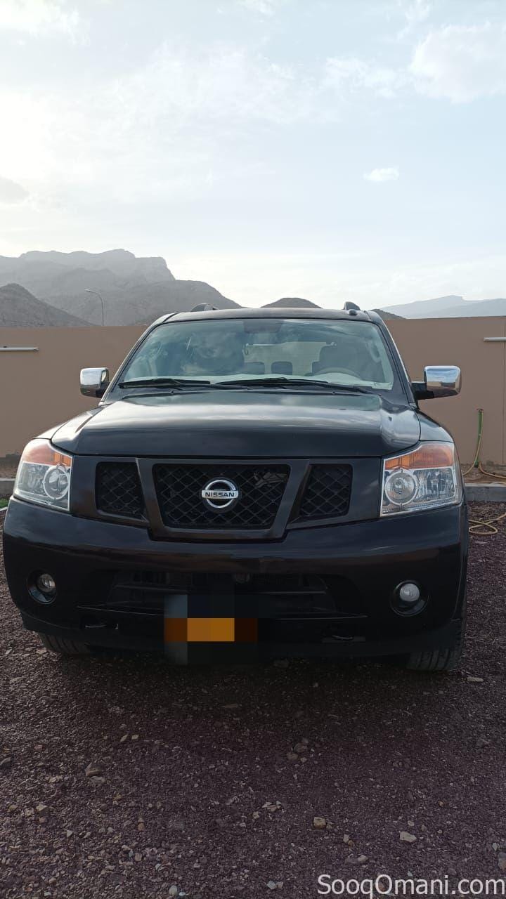 Nissan Armada for sale in excellent condition and very clean