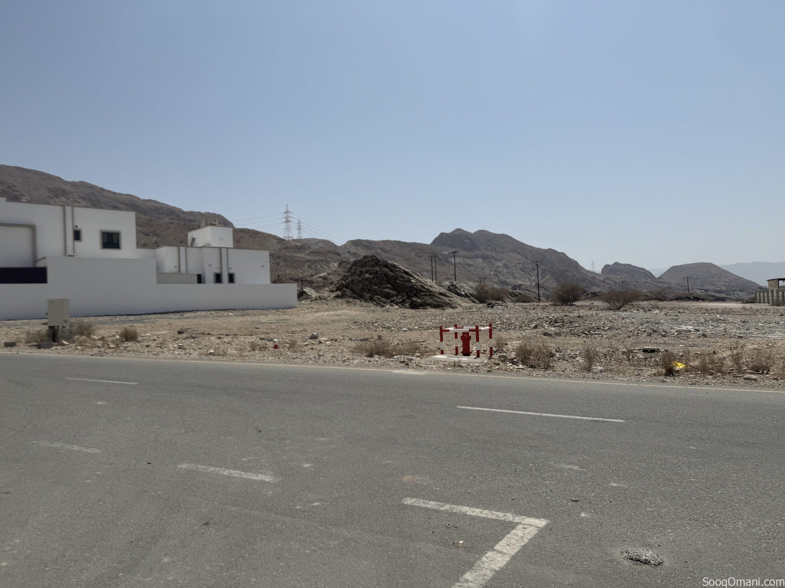 I am the owner, Al-Atakiya Al-Wasit, area 680 m, suitable for building a twin villa