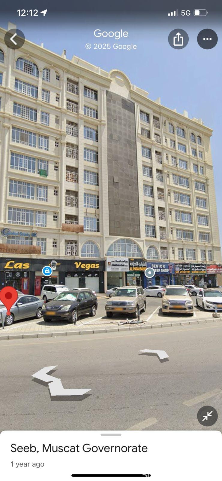 للايجار شقة ممتازة بموقع ممتاز في الخوض في شارع السد بالقرب من الافق للشقق الفندقية ومكتبة فكرة