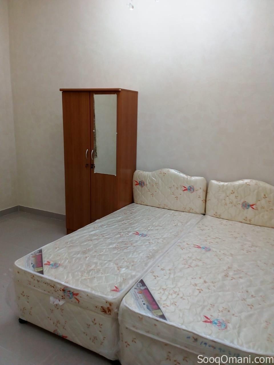 Private accommodation for girls in Al Maabilah South