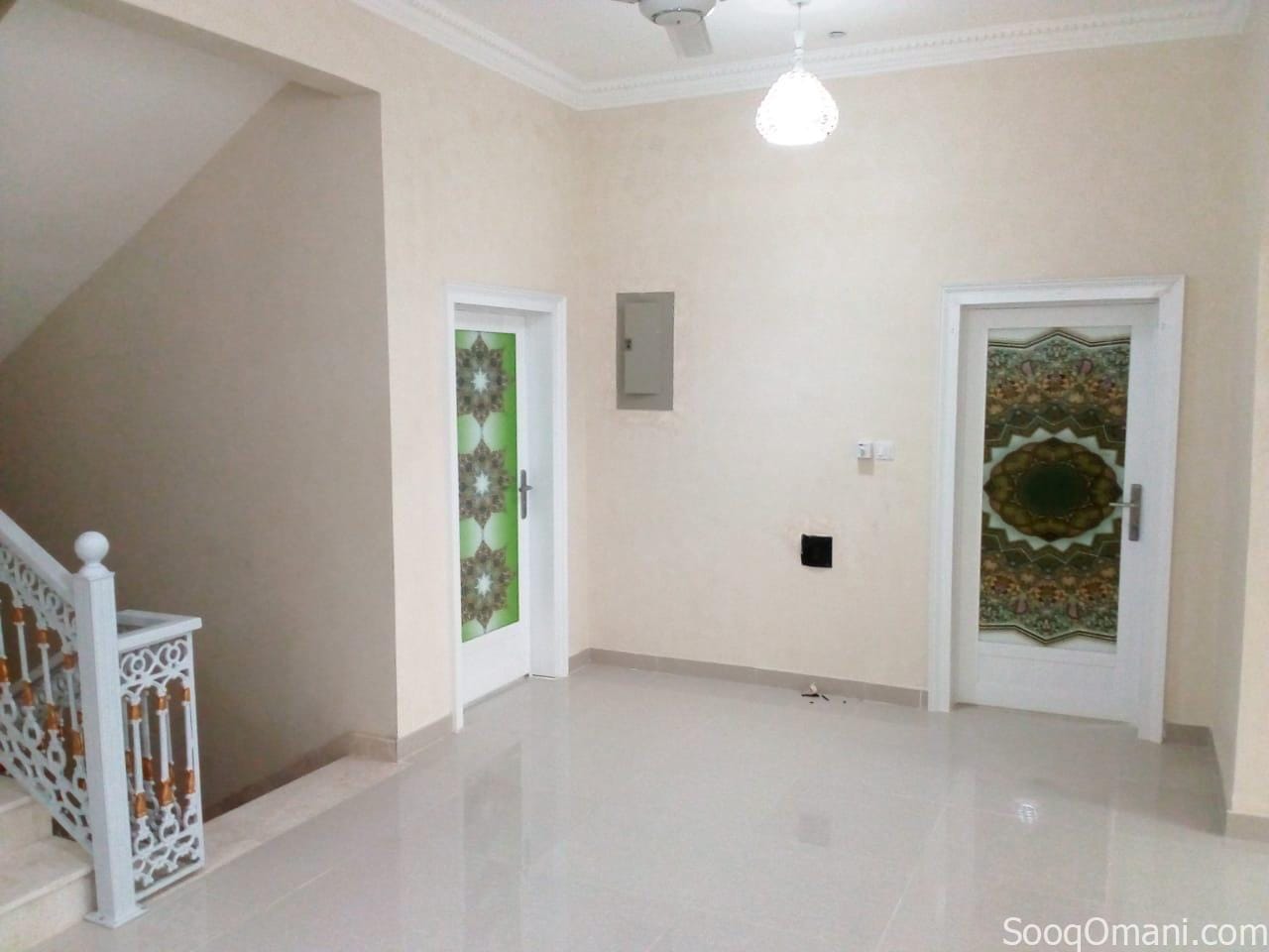 Private accommodation for girls in Al Maabilah South