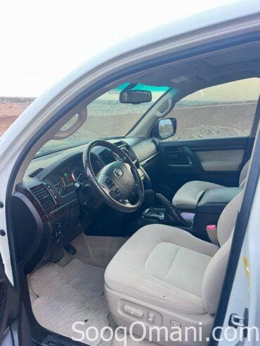 Land Cruiser 2011 model