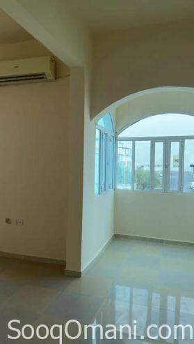 For rent, a ground floor house in an excellent location on Al Khair Street in South Maabela, with a large area near Al Mubtakir Kindergarten
