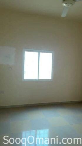 For rent, a ground floor house in an excellent location on Al Khair Street in South Maabela, with a large area near Al Mubtakir Kindergarten