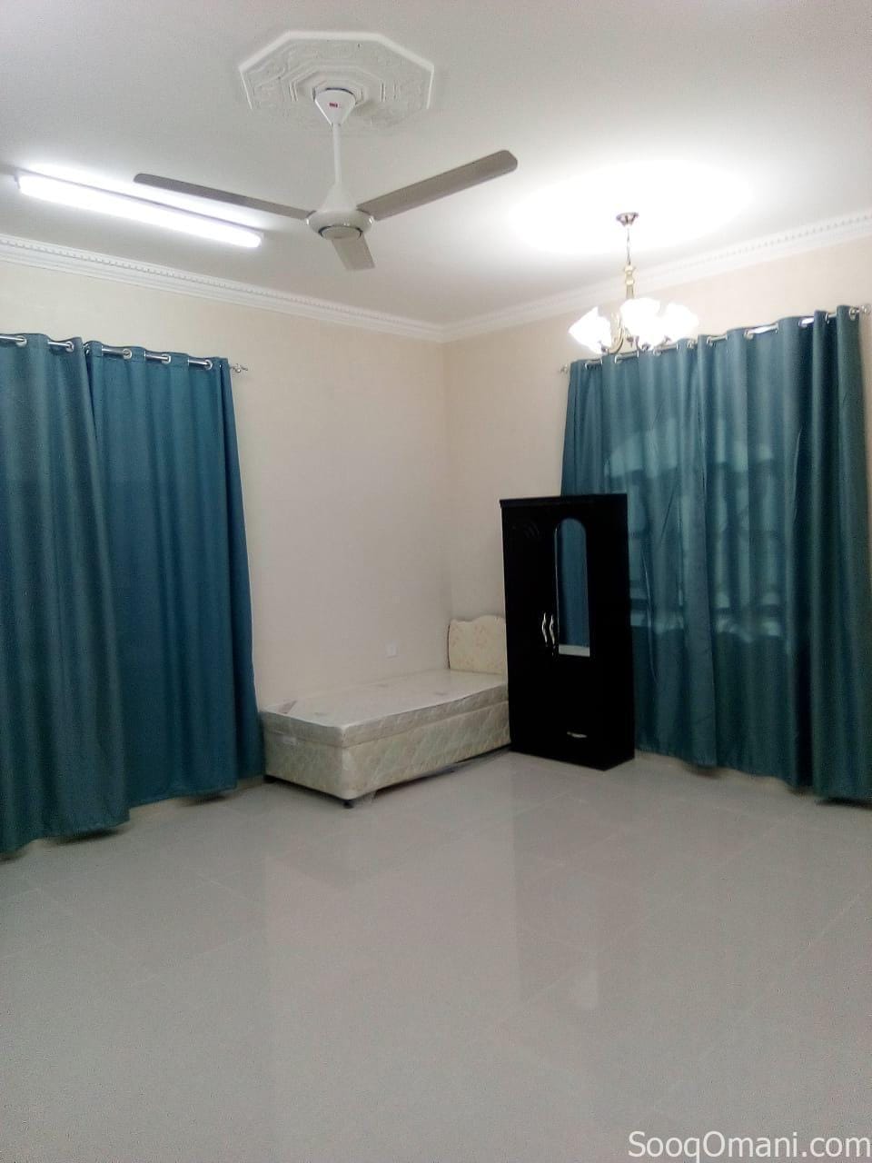 Private accommodation for girls in Al Maabilah South