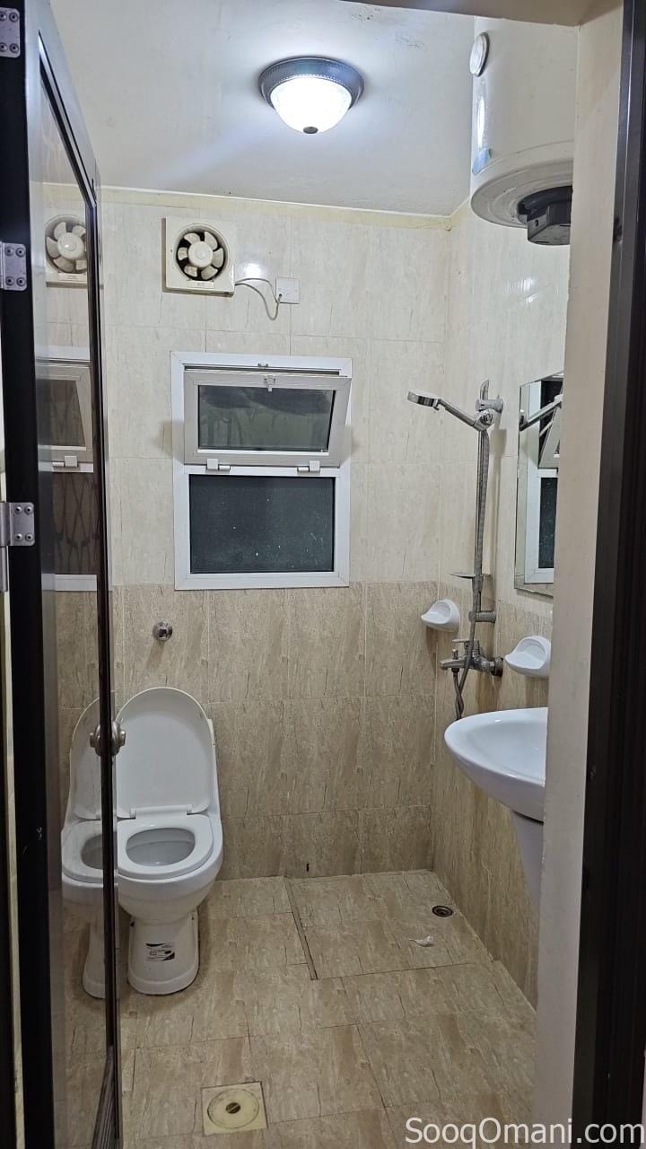 For rent, an excellent apartment on Al Khair Street, in a vital and active location in South Maabela, near Al Safa Hypermarket