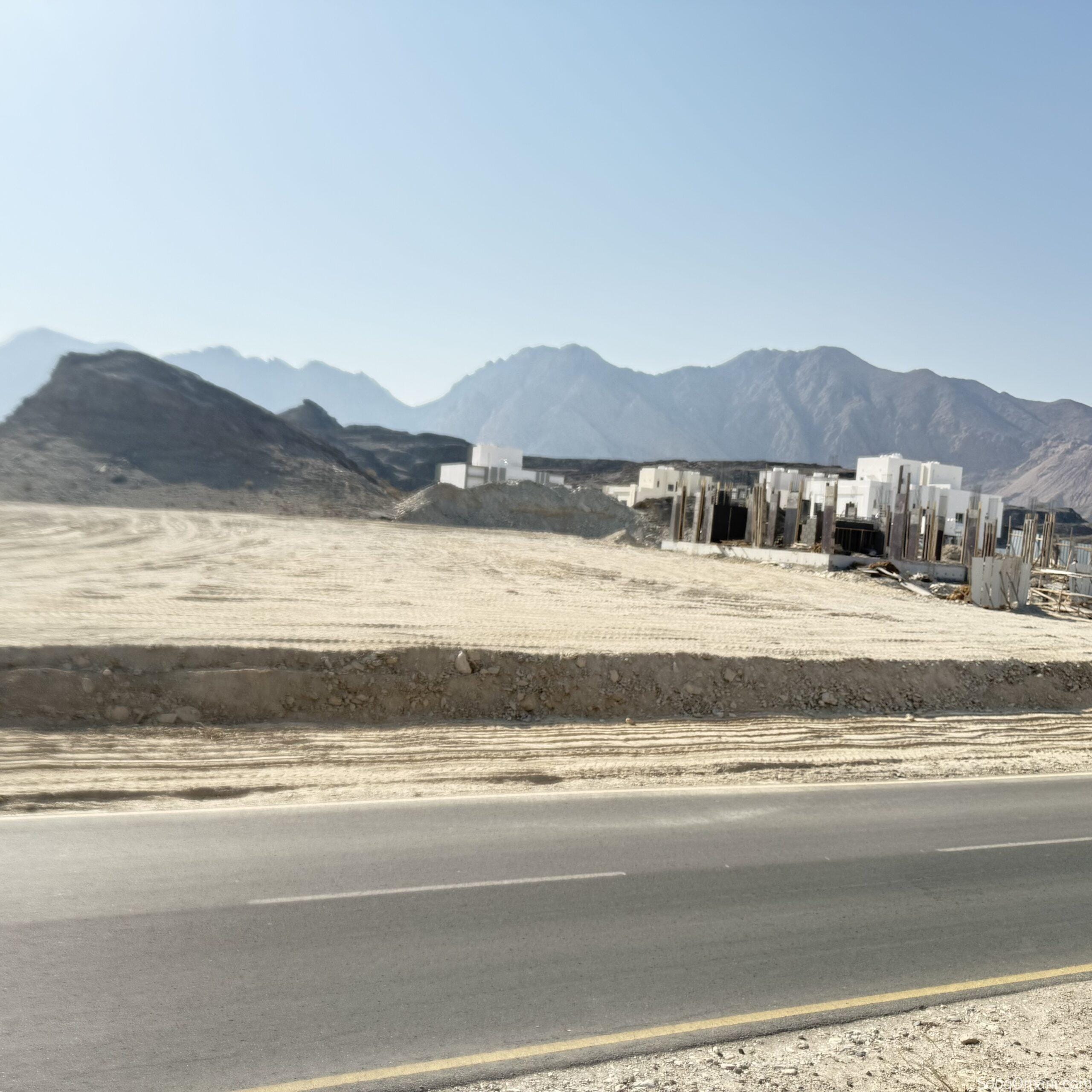 I am the owner, Al Amerat 8/1 adjacent to Al Amerat Heights 2, suitable for building a twin villa